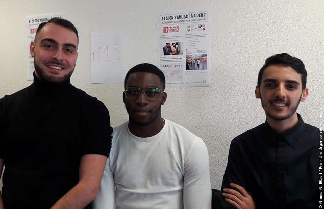 Ahmed, David et Innocent ont organisé une collecte étudiante pour soutenir Première Urgence Internationale, dans le cadre d’un projet tutoré.
