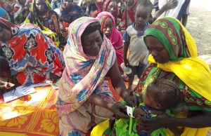 Mamans PB pour dépister la malnutrition des enfants avec Première Urgence Internationale