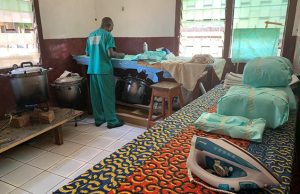 ©Première Urgence Internationale | Sterilization room of the District Hospital of Ndélé