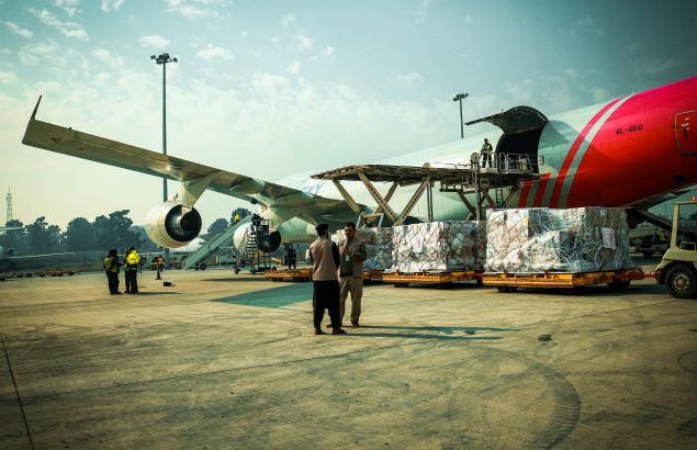 avion-cargo pour l’Afghanistan