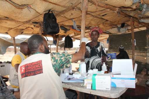 Crise humanitaire au Mali, le témoignage de Fatoumata lors d'une consultation médicale de la clinique mobile