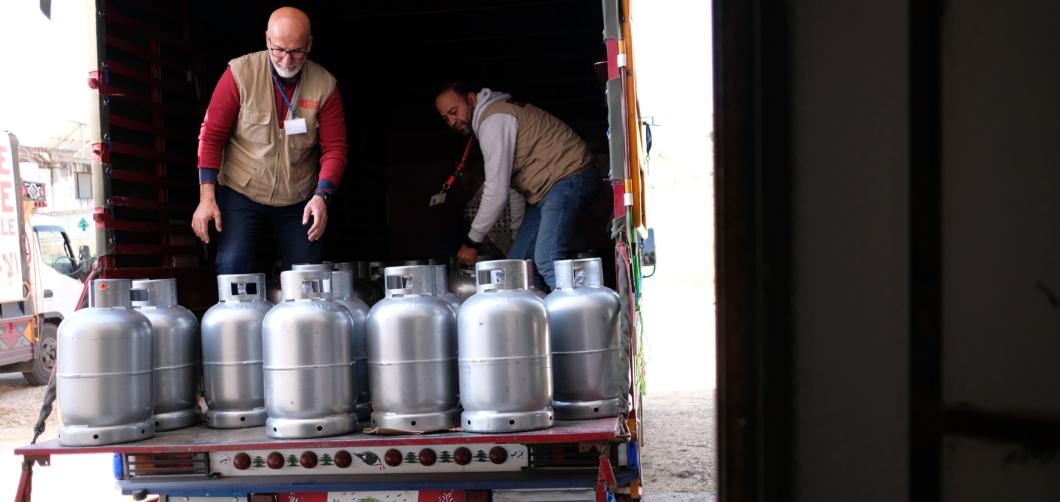 humanitaires liban dans camion